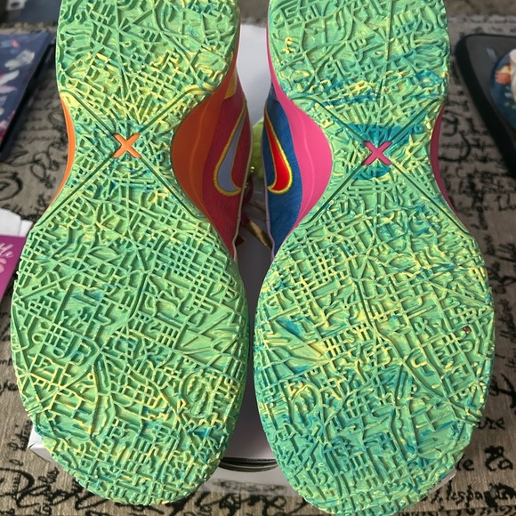 ZM Lebron NXXT GEN AMPD IPS - Picture 6 of 12